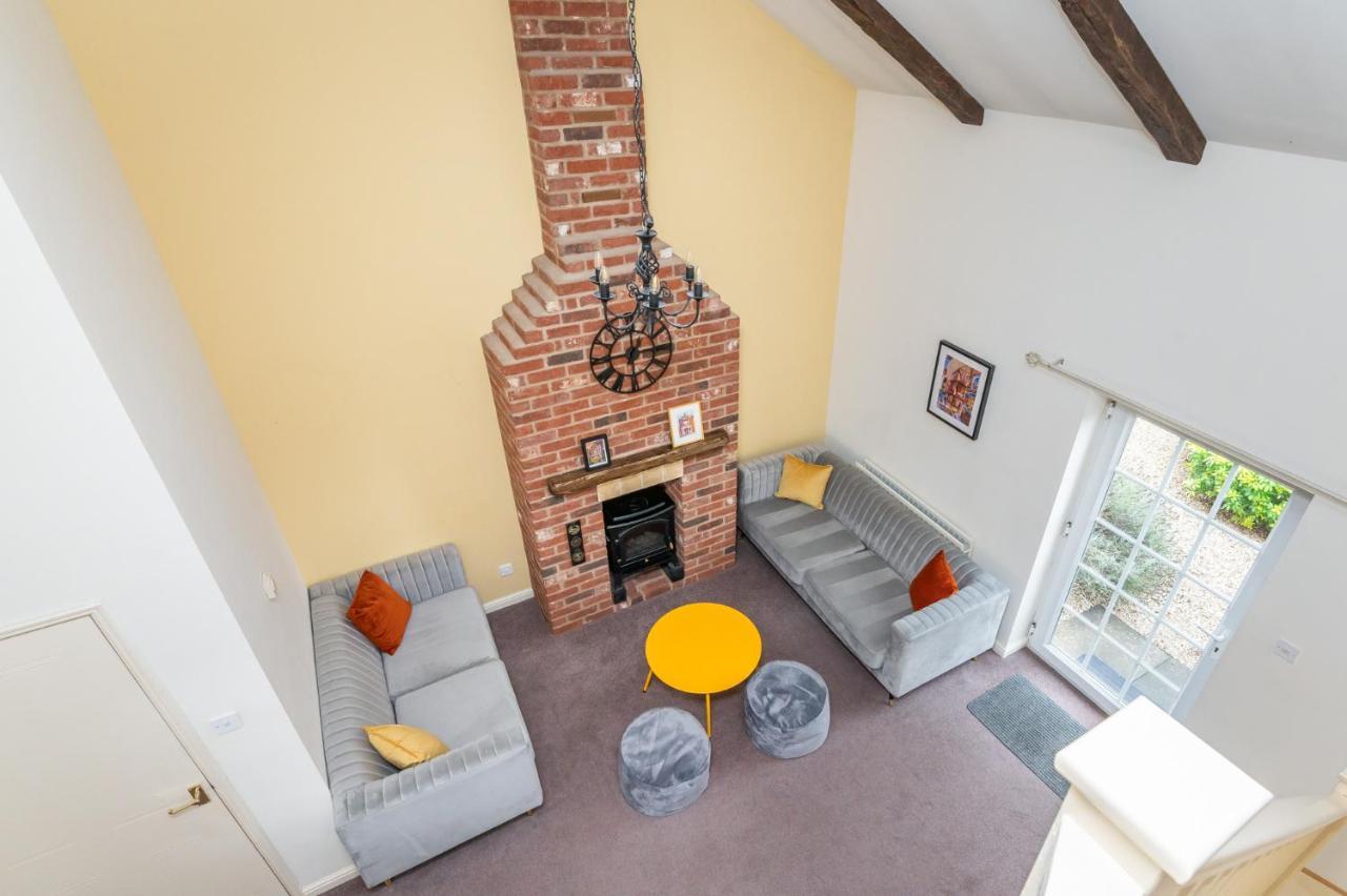 Pass The Keys Charming Cottage Near Clifton Moor York Exterior foto